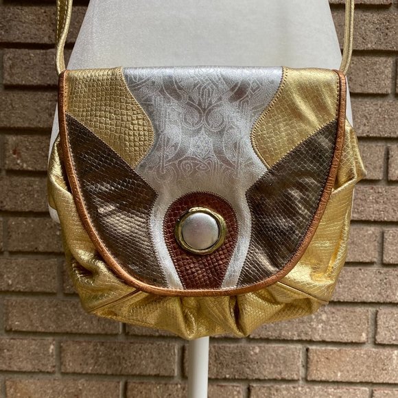 Vintage 80's HALA Gold Metallic Shoulder Bag Purse - Picture 3 of 15